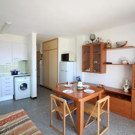 Roses, 1 Dormitorio, 4 Personas - Es-258-18 Apartment
